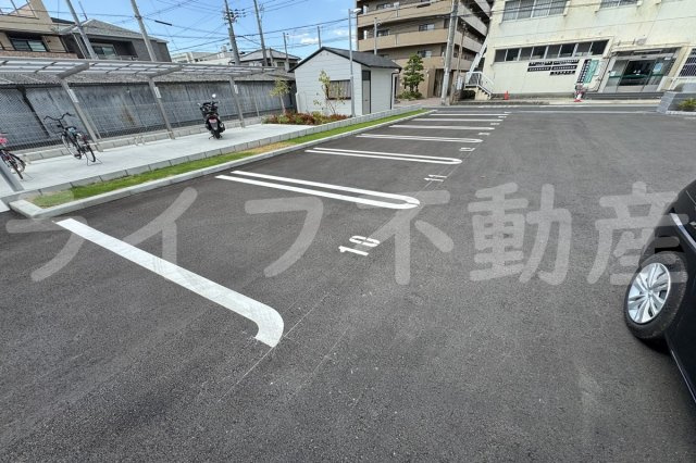 エクシードⅡの駐車場|駐車場があるので、車を買う予定の方も安心です