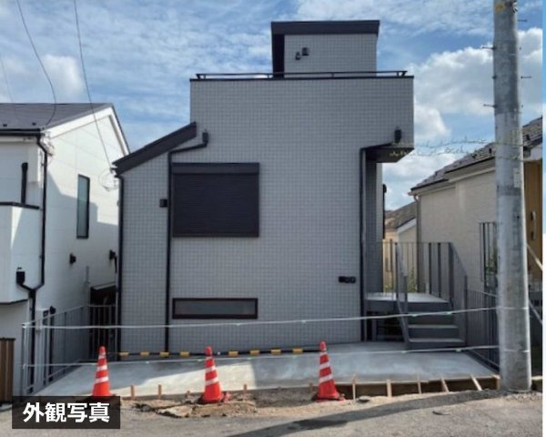 【横浜市鶴見区北寺尾6丁目21-3新築戸建て】★仲介手数料無料★（獅子ケ丘小学校・上の宮中学校）