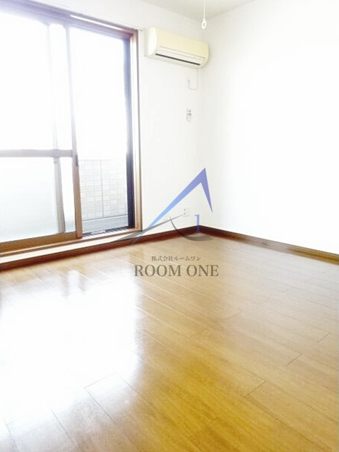 ブランドールの居間・リビング|洋室のお部屋です。