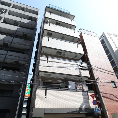 金子ビルの外観