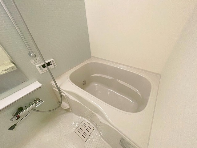 プレサンス新大阪ジェイズの浴室