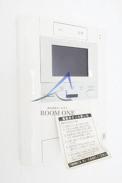リガーレ・プレズント氷川台のセキュリティ|モニター付きインターホンです。