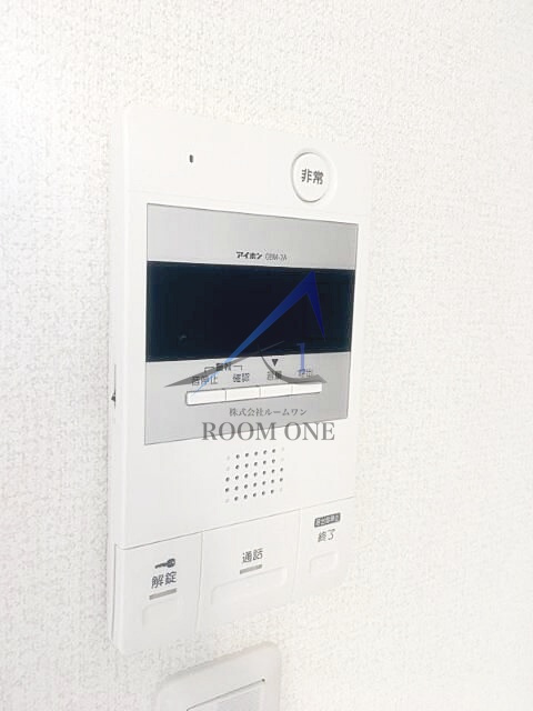 クレセール中野 のセキュリティ|モニター付きインターホンです。