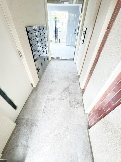 MA-RO井土ヶ谷Ⅰのロビー