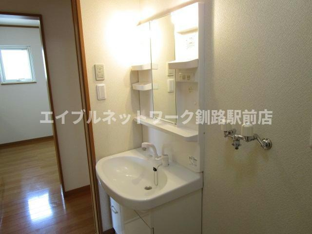 ハイツすいえんくん１号館の洗面所
