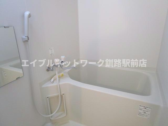 ハイツすいえんくん１号館の浴室