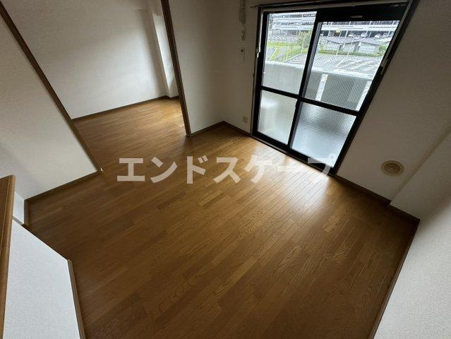 コムフォートワンの居間・リビング|高崎、前橋のお部屋探しはエンドスケープまで！お客様の理想お聞かせ下さい♪