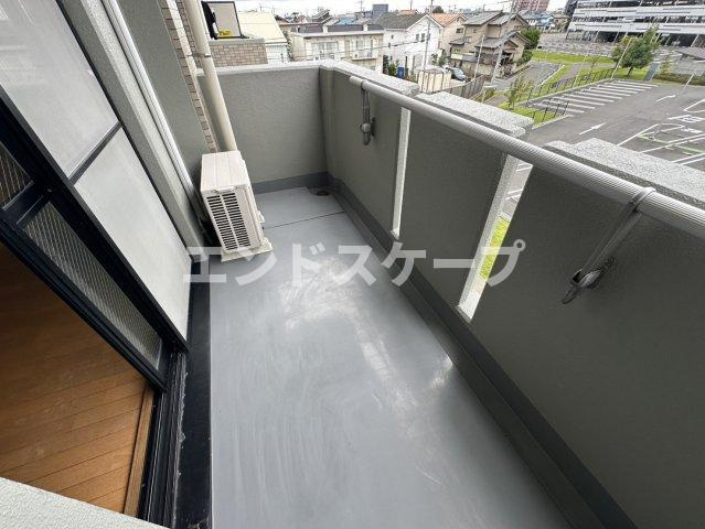 コムフォートワンのバルコニー|高崎、前橋のお部屋探しはエンドスケープまで！お客様の理想お聞かせ下さい♪