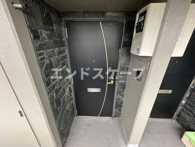コムフォートワンの玄関|高崎、前橋のお部屋探しはエンドスケープまで！お客様の理想お聞かせ下さい♪