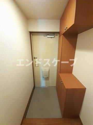 コムフォートワンの玄関|高崎、前橋のお部屋探しはエンドスケープまで！お客様の理想お聞かせ下さい♪
