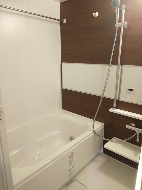 Ｏｒｃｈａｒｄ　Ｃｏｕｒｔ　Ⅰの浴室