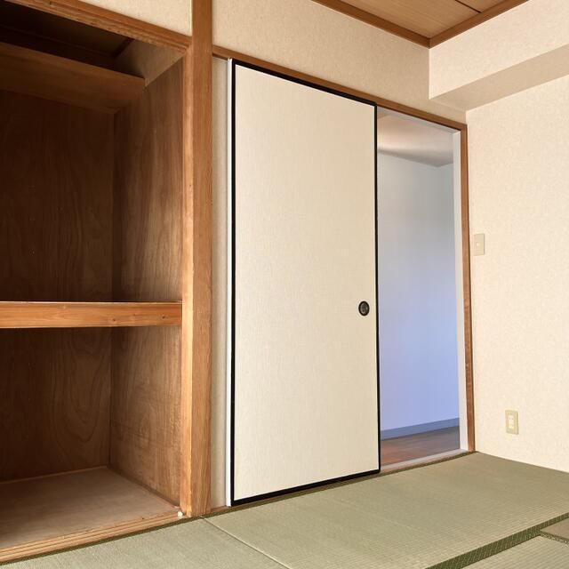 広地ハイツの収納