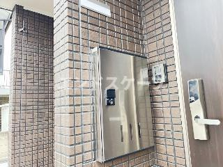仮）高崎市下小鳥町新築アパートの設備|宅配ボックス（イメージ）
高崎、前橋のお部屋探しはエンドスケープまで！お客様の理想お聞かせ下さい♪