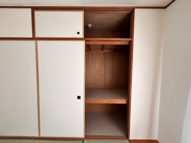クレール豊中曽根の収納