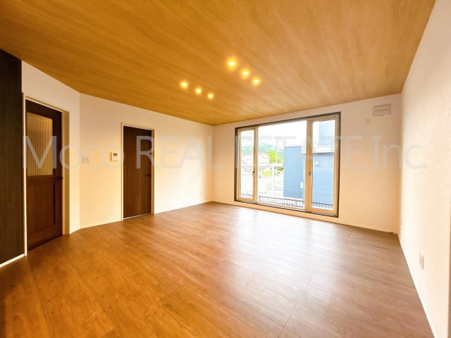 【居間・リビング】 | 北見市広明町中古住宅
