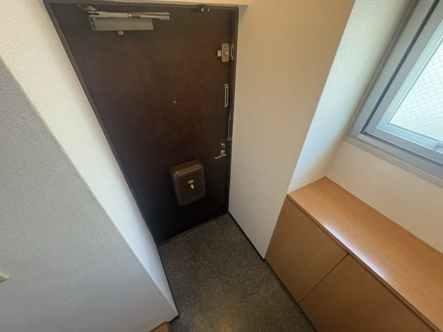チサンマンション第1江坂の玄関