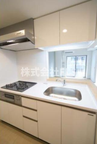 中央区東日本橋３丁目の賃貸マンションのキッチン