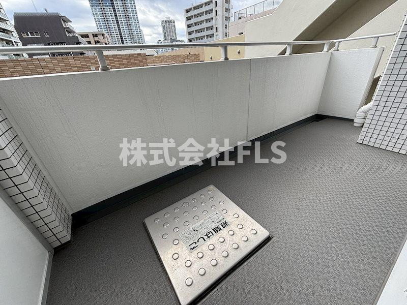 港区南麻布２丁目の賃貸マンションのバルコニー