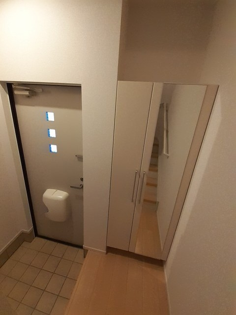 ドエル観音寺　Ｃの玄関