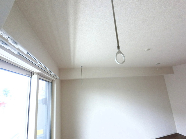 アロスネグロのその他|雨の日も安心室内物干し