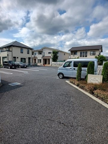 フォレスト　ヒルの駐車場