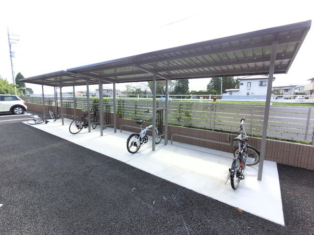 シュシュポルトのその他|駐輪場