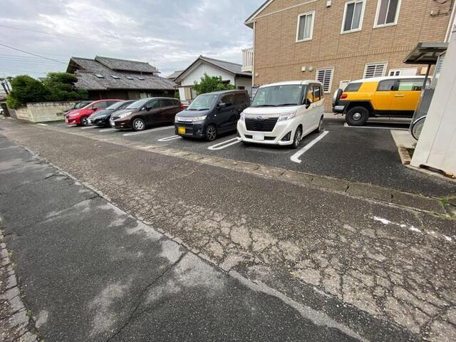 ハイツリーコートの駐車場|駐車場