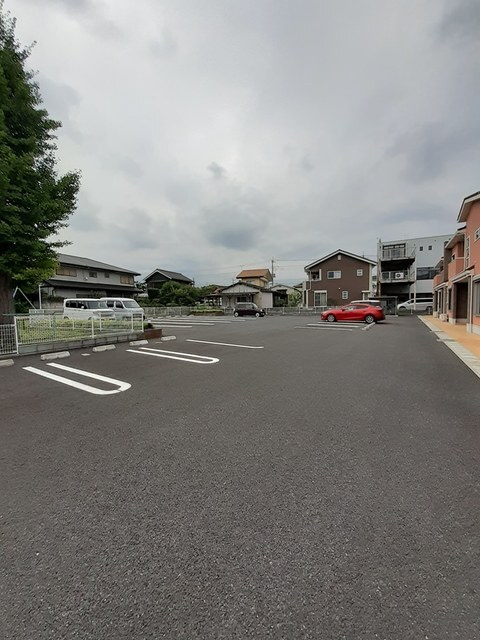 シャローム　Ⅰの駐車場