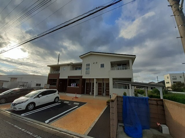 ピレネー　Ⅱの外観