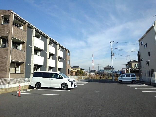 ジョニーズ　ガーデンの駐車場