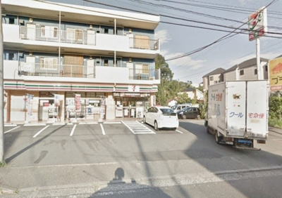セブンイレブン横浜栄飯島店 徒歩7分。コンビニ 530m