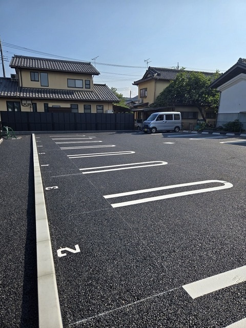 グランヴェールの駐車場