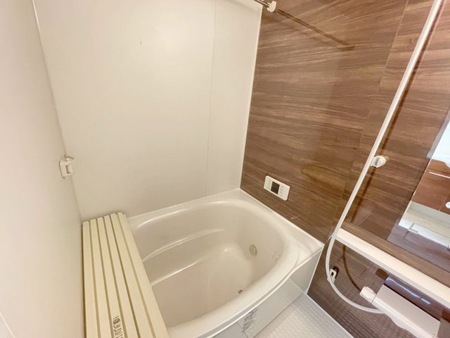 エクシブ高崎の浴室|浴室換気乾燥機付きの浴槽です。