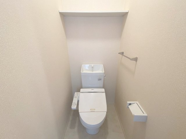 ＬａＬａ Ｔ・Ｍのトイレ|温水洗浄便座付きトイレです。