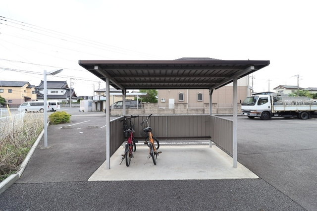 アビターレ狸塚のその他|駐輪場