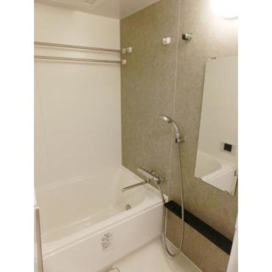 【浴室】 | パークアクシス豊洲キャナル | ※写真は同タイプ住戸です。