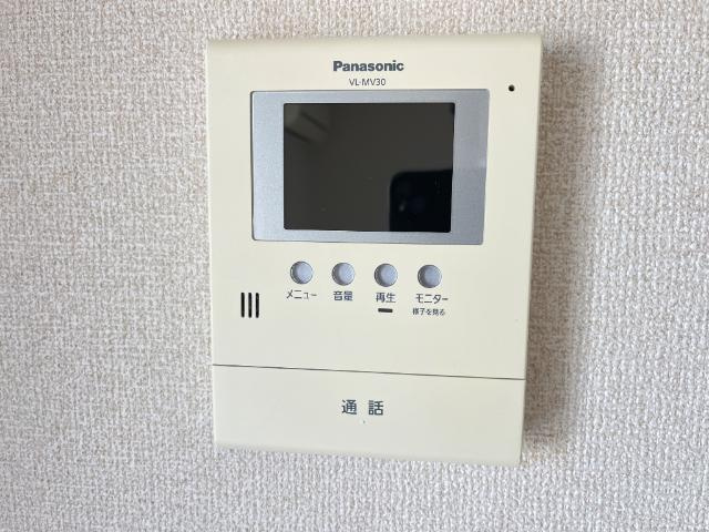 ボヌール坂下の内装|カメラ付インターホン
