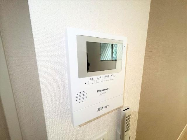 【内装】 | グレイシャス三田 | カメラ付インターホン