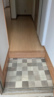 【玄関】