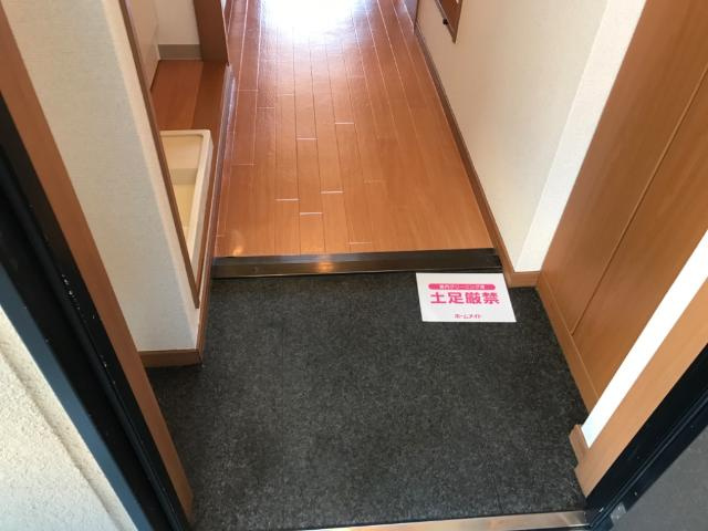 ＳＵＮ　ＣＲＯＳＳ　ＲＯＡＤの玄関|玄関