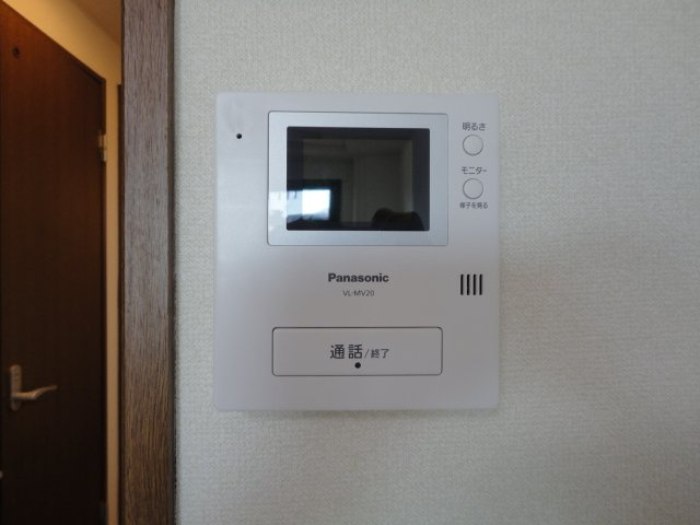 コンフォールメゾンⅡの内装|カメラ付インターホン
