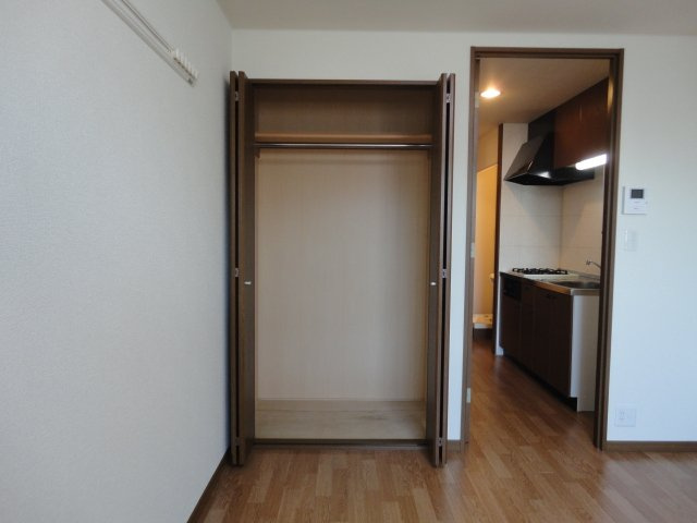コンフォールメゾンⅡの収納|クローゼット