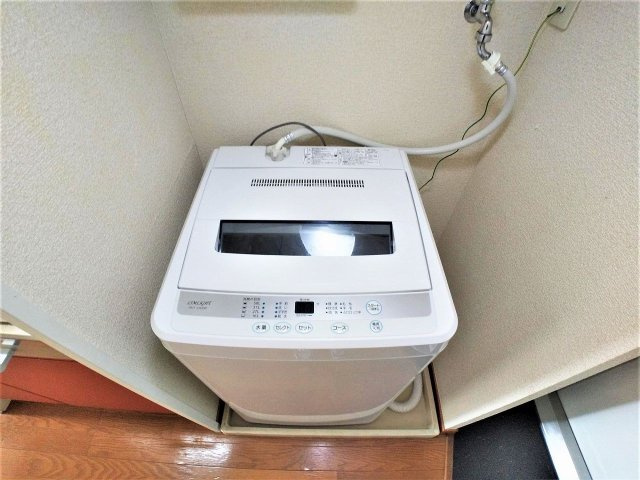 レオパレスカーサ　エス・コットのその他|洗濯機