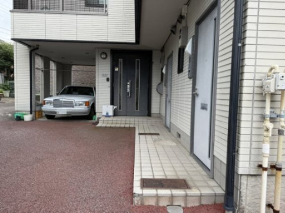 河野邸のエントランス