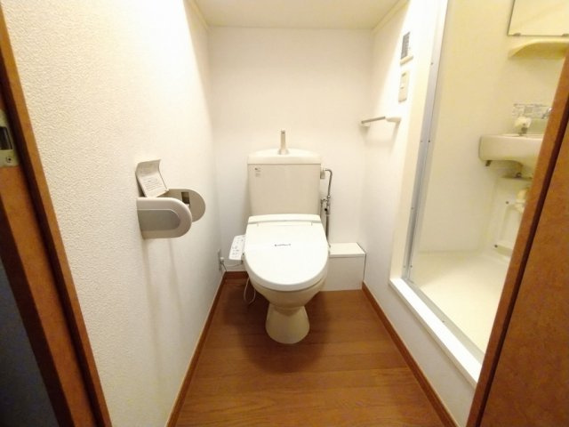 レオパレスミヤⅡのその他|温水洗浄便座設置