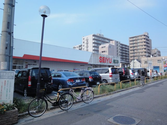 パインズガーデンの周辺|西友草加店まで611ｍ