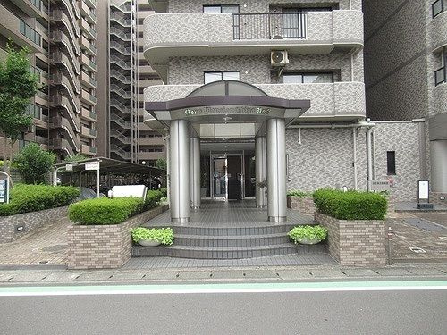 ライオンズマンション海老名第３のエントランス