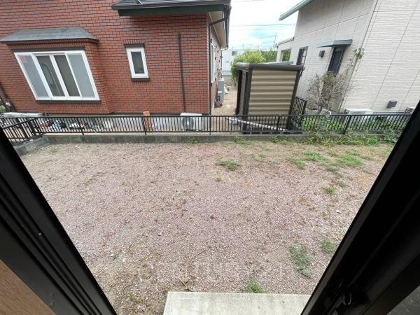 伊勢崎市連取町中古一戸建てのその他|リビングからの眺望です。
