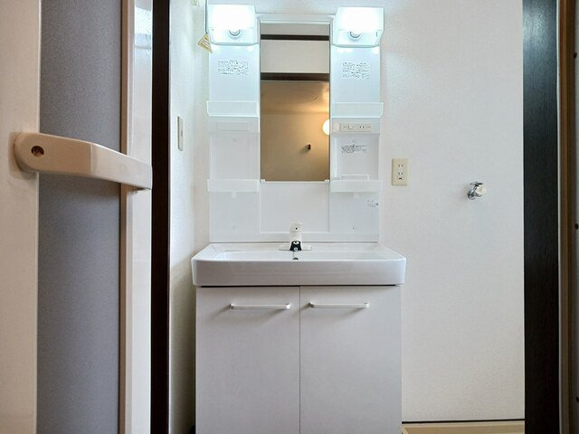 ノーヴァⅠの洗面所|コンパクトで使いやすい洗面所