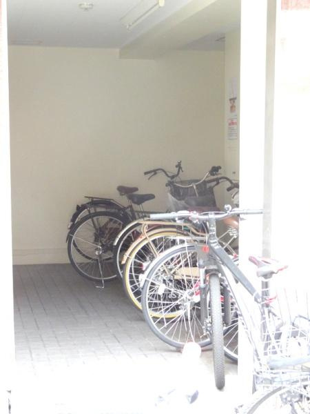 ラフォーレ市岡の駐車場|★駐輪場★